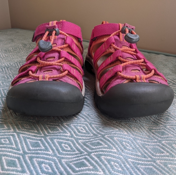Keen Newport H2 Youth Sandals in Pink - Picture 3 of 13